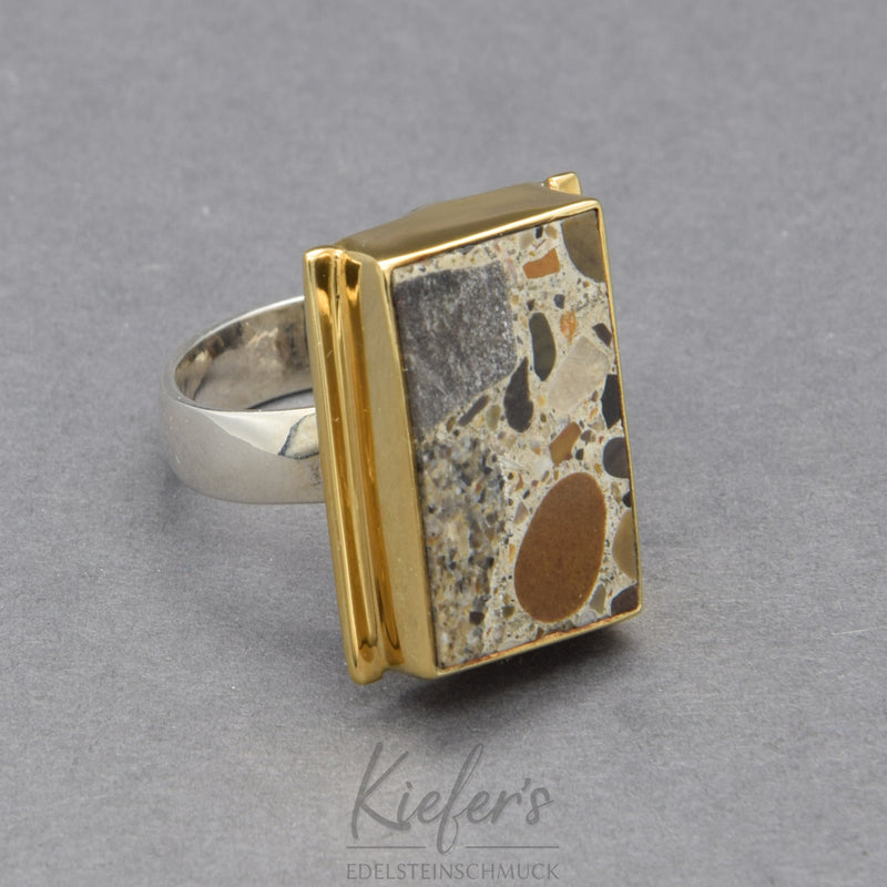 Ring Nagelfluh bicolor