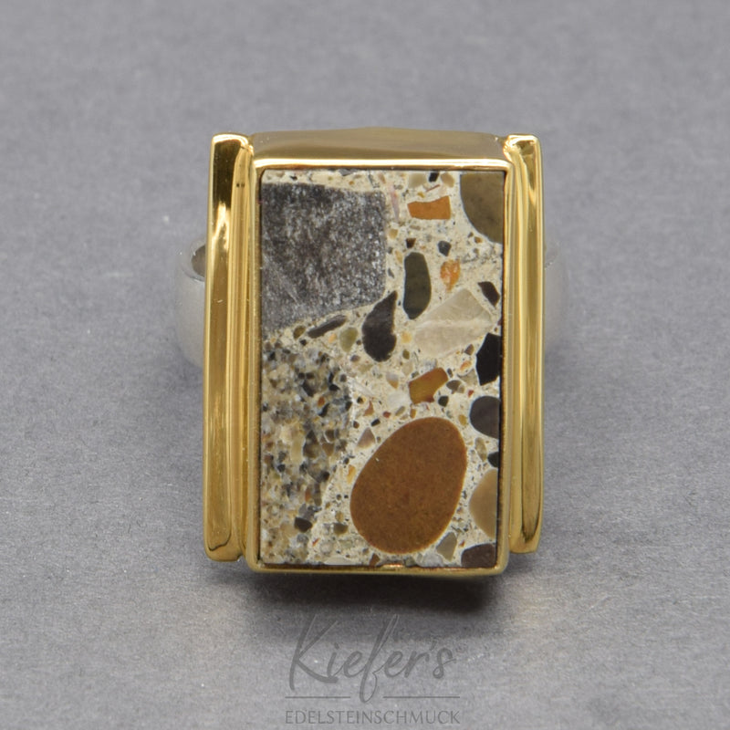 Ring Nagelfluh bicolor